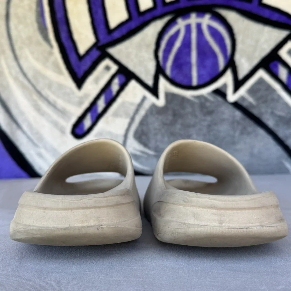 Size 11 - Adidas Yeezy Slide Bone Original Comfort Foam Sandals Slip-On